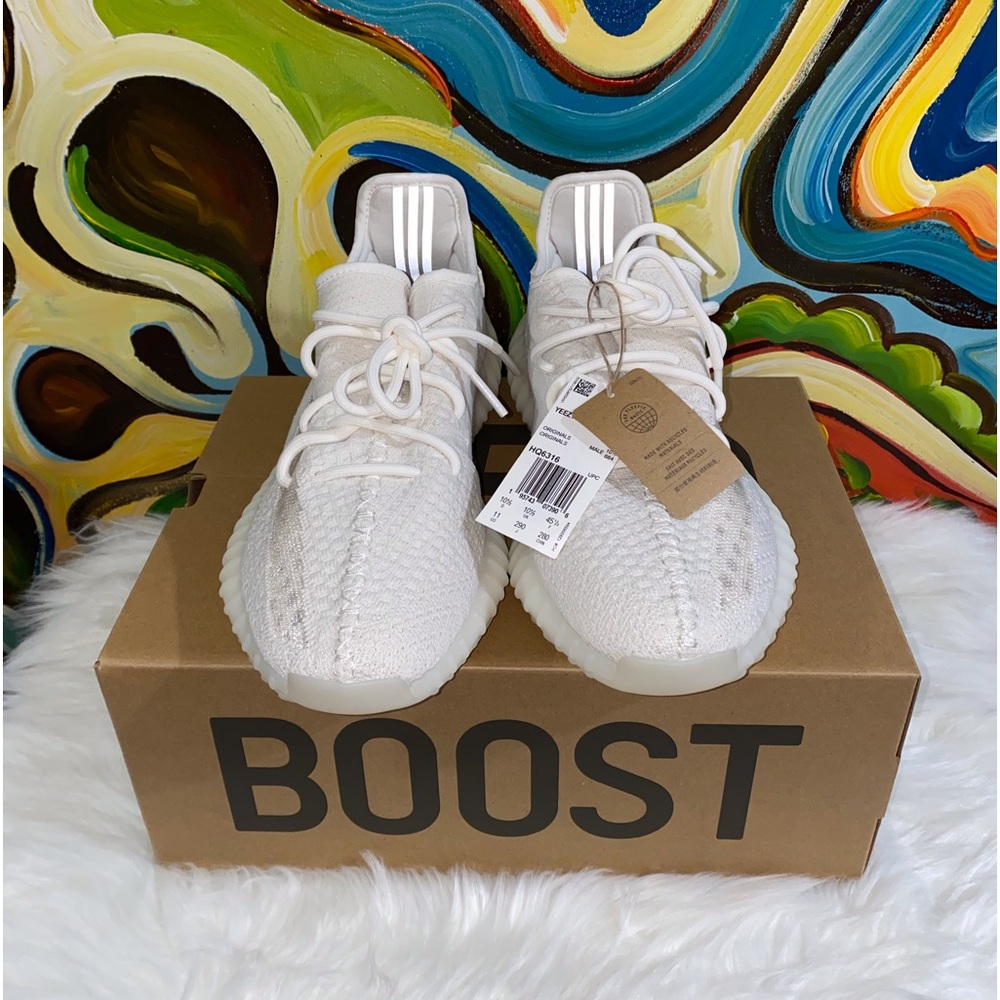 👟👟👟Authentic ADIDAS Yeezy  Boost  350 V2